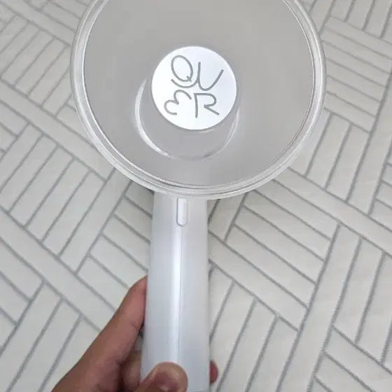 [BUNJANG] QWER Official Light Stick / QWER 공식 응원봉 팝니다 바인더 서비스