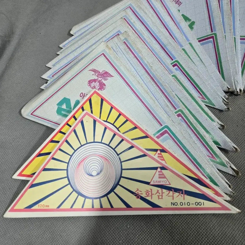 [BUNJANG] 1970-80s Elementary School Educational Materials Bundle (24 pcs) / 1970-80년대 국민학교 교육자료 . 미사용 삼각자 24점 일괄
