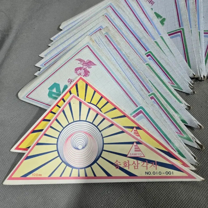 [BUNJANG] 1970-80s Elementary School Educational Materials Bundle (24 pcs) / 1970-80년대 국민학교 교육자료 . 미사용 삼각자 24점 일괄