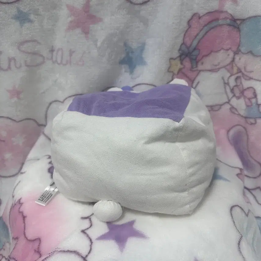 [BUNJANG] Sanrio Classic Mochi Snow White Kotatsu Kitty Plush / 고전 산리오 모찌 백설기 코타츠 키티 인형