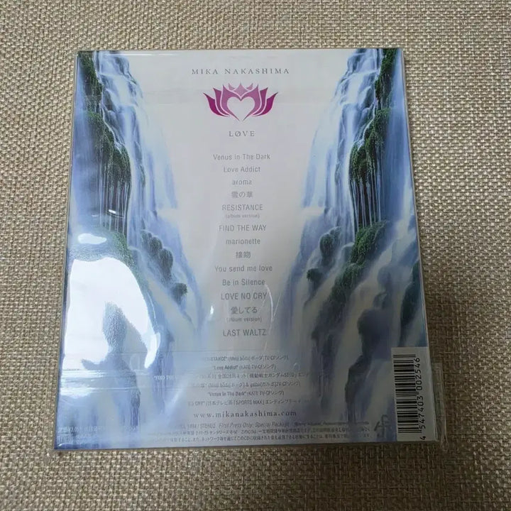 [BUNJANG] Mika Nakashima LOVE First Press Limited Edition CD / 나카시마 미카 LOVE 초회한정반 CD 미개봉
