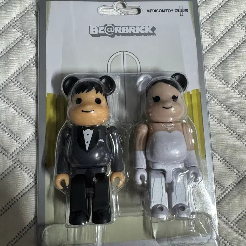 [BUNJANG] Medicom Toy Wedding Bearbrick (Sealed) / 웨딩 베어브릭 미개봉 판매합니다