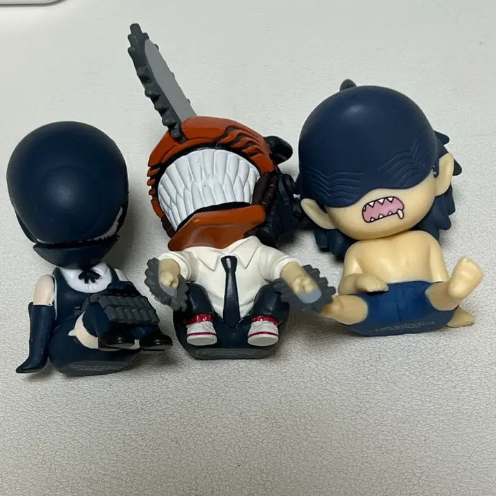 [BUNJANG] Chainsaw Man Shoulder Perching Gacha Figure / 체인소맨 어깨쿵가챠 피규어