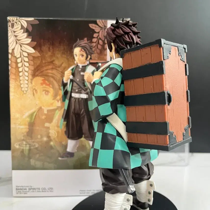[BUNJANG] Demon Slayer Tanjiro Kamado Figure / 귀멸의 칼날 유대의장 탄지로 피규어 피규어 귀칼