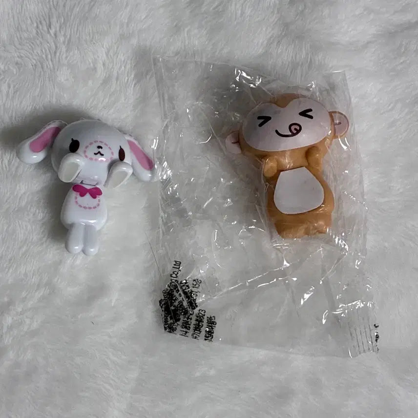 [BUNJANG] Sanrio Shirokuro Shirousa Gacha Pingru Gamjasungi Hyper Bundle Set / 일괄) 산리오 시로우사 가챠 핑루 감자숭이 히퍼