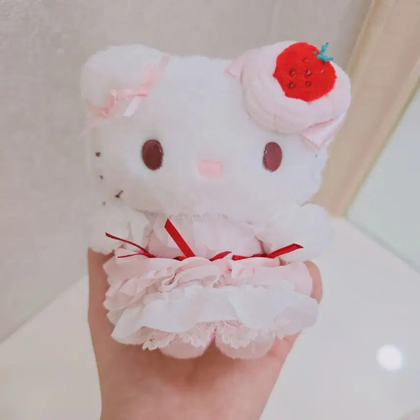 [BUNJANG] Shortcake Project 2nd Edition Hello Kitty Mascot Plush Doll / 쇼트케이크 2탄 헬로키티 마스코트인형