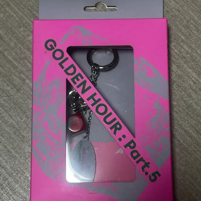 [BUNJANG] Ateez Golden Hour Part 5 Keyring Album / 에이티즈 골든아워5 키링 앨범 양도합니다