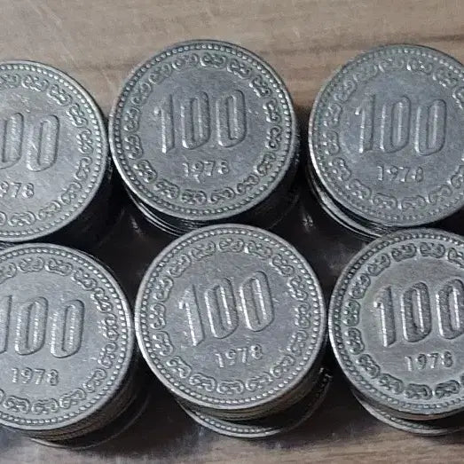 [BUNJANG] 1974 &amp; 1978 100 Won Coin Bundle Set (200 Coins Total) / 동전 구도안 1974년 100원 100개 1978년 100원 100개  총 200개 일괄