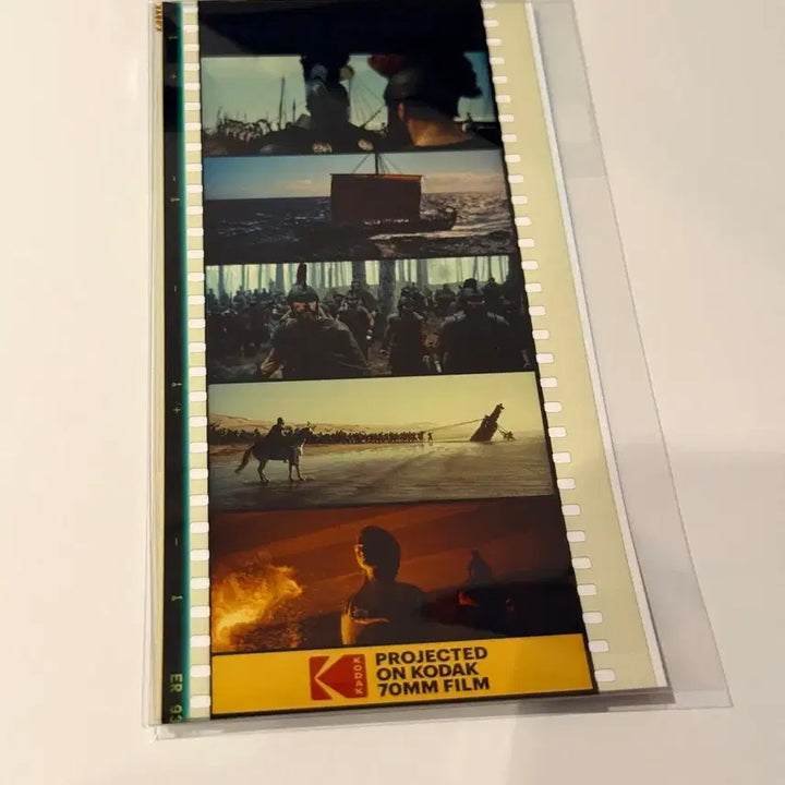 [BUNJANG] Lotte Cinema Superplex "Odyssey" Kodak Film Strip / 영화 오디세이 코닥 필름 스트립 - 롯데시네마 수퍼플렉스 굿즈