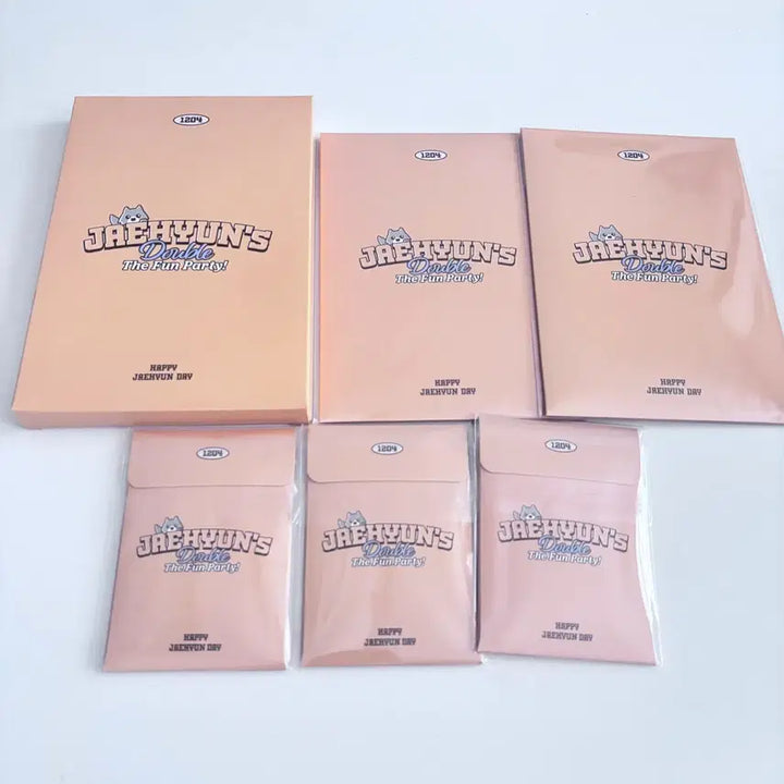 [BUNJANG] BOYNEXTDOOR Myung Jaehyun 2025 Birthday Goods Party Room Version Photocard Acrylic Set / 보이넥스트도어 명재현 2025년 생일 굿즈 생포 랜덤 포카 세트 party room 버전 포토 생일 아크릴