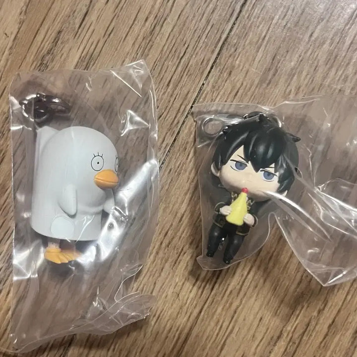 [BUNJANG] Gintama Da Rong Gacha Part 2 Elizabeth &amp; Hijikata Bundle Set (Sealed) / 일괄, 미개봉) 은혼 대롱가챠 2탄 엘리자베스, 히지카타