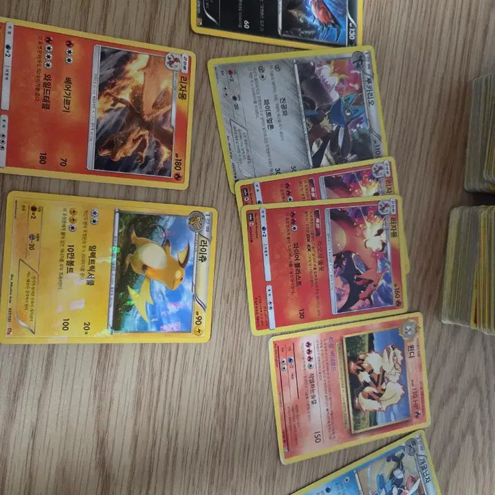 [BUNJANG] Vintage Ancient Cards Bundle (Approx. 400) / 매우 희귀한 고대카드 일괄 약 400개 네고O
