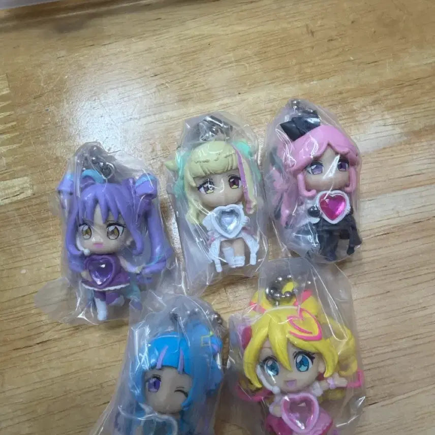 [BUNJANG] Bandai Bocu wo Tsutaeru Idol Keychain 2 Capsule Toy / 반다이 너와 아이돌 키링2 캡슐토이