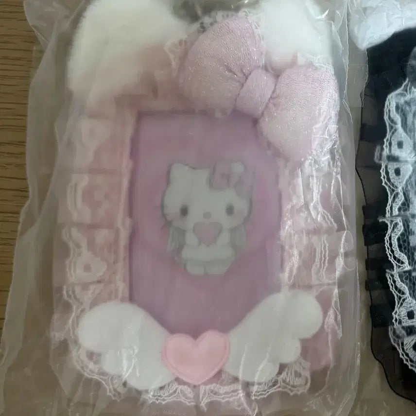 [BUNJANG] Sanrio Hello Kitty Angel Devil Classic Photocard Holder / 천사키티 악마키티 고전키티 엔젤키티 헬로키티 포카홀더