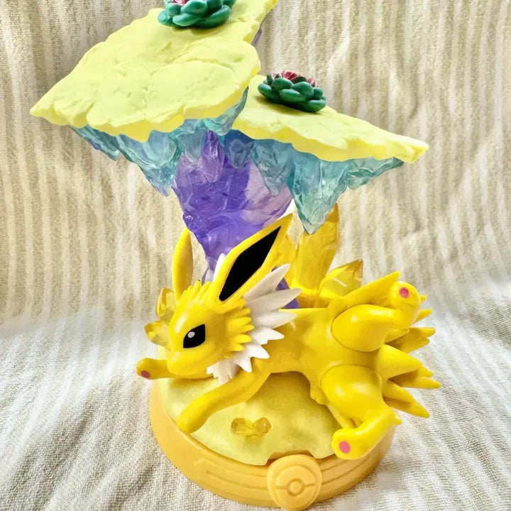 [BUNJANG] Pokemon Zapdos Figure / 포켓몬스터 쥬피썬더 피규어