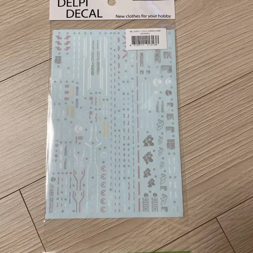 [BUNJANG] Bandai Perfect Strike Gundam MG Model Kit (Delpi Decal Included) Sealed / MG 퍼펙트 스트라이크 건담 (델피데칼 포함) 미개봉