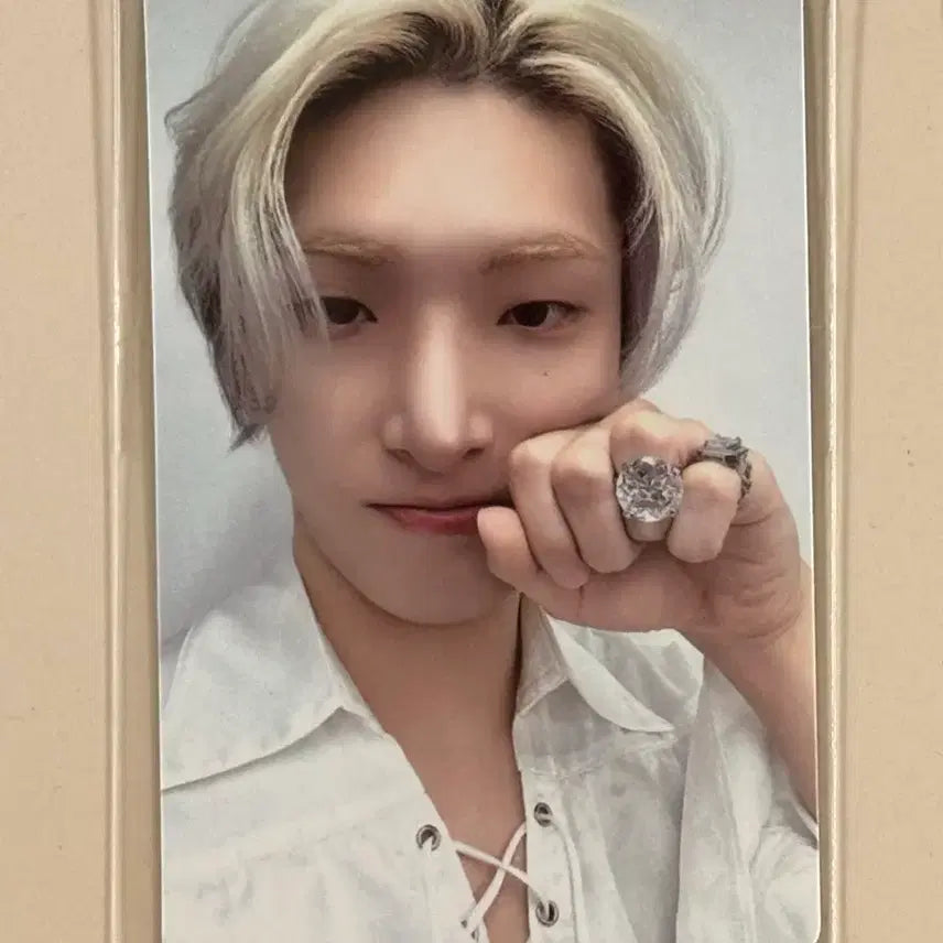 [BUNJANG] ATEEZ X Anitiz Popup POB Photocard (Mingi) / 에이티즈 X 애니티즈 팝업 5만원 특전 포토카드 (민기)