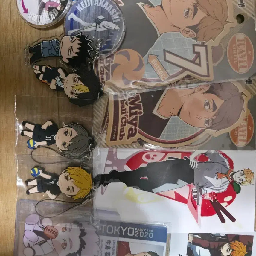 [BUNJANG] Haikyu!! Goods Set (Acrylic Keyring, Badge, Card, etc.) / 하이큐 굿즈 세트 (아크릴 키링, 뱃지, 카드 등)