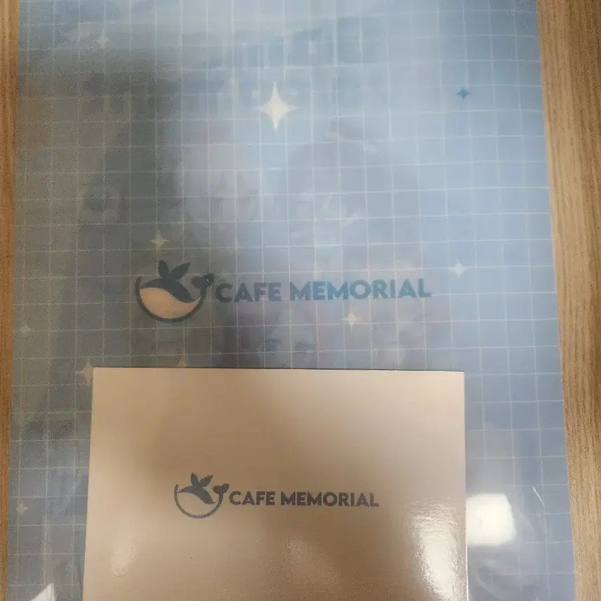 [BUNJANG] Blue Archive Game Development Club Special Edition Clear File &amp; Postcard Bundle Set / 블루아카이브 카페 메모리얼 게임개발부 특전 클리어파일,엽서 일괄