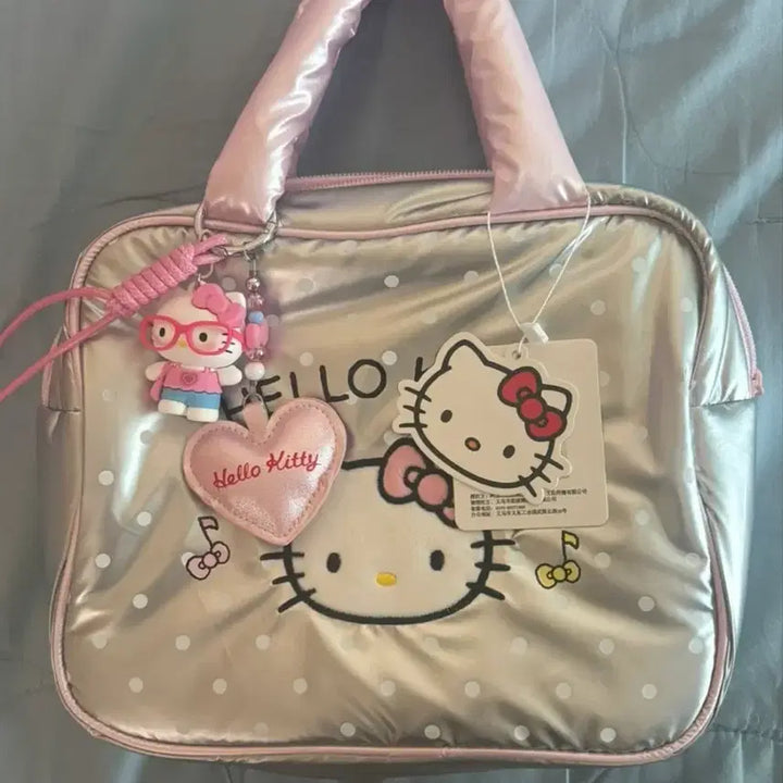 [BUNJANG] Hello Kitty Silver Pouch with Keychain Set / 키티 실버 파우치 + 키링도 함께 드려요