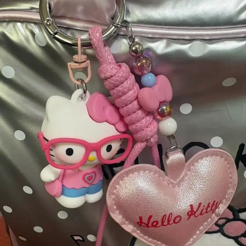 [BUNJANG] Hello Kitty Silver Pouch with Keychain Set / 키티 실버 파우치 + 키링도 함께 드려요