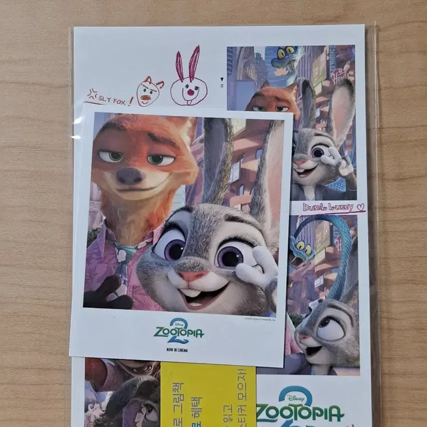 [BUNJANG] Zootopia 2 Four-Cut Photo + Polaroid Photo Set / <주토피아 2> 네컷 포토 + 폴라로이드 포토 SET 특전