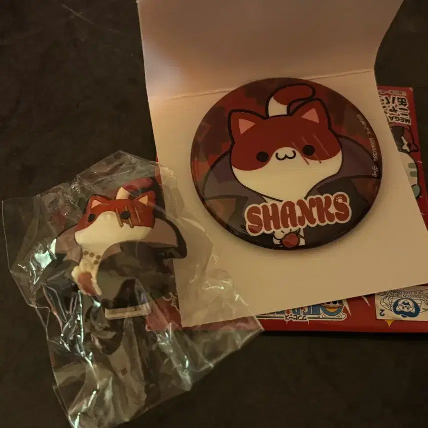 [BUNJANG] One Piece Shanks Mega Cat Can Badge Clip Bundle Set / 원피스 샹크스 메가캣 캔뱃지 클립 일괄