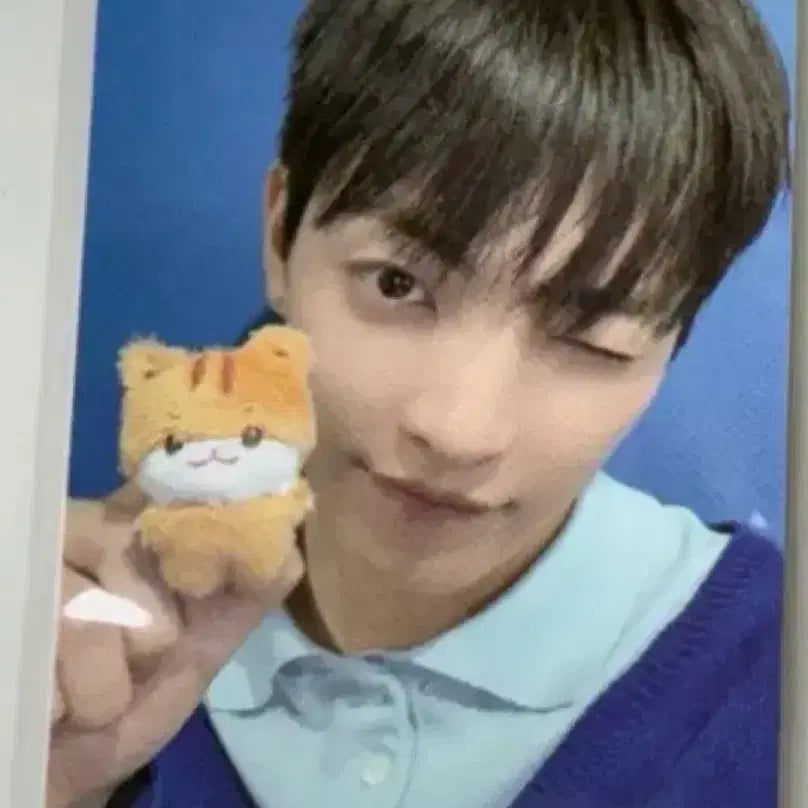 [BUNJANG] Ateez ATEEZ Mini Tiny Hongjoong Photocard / 에이티즈 애니티즈 미니 타이니 홍중 포카
