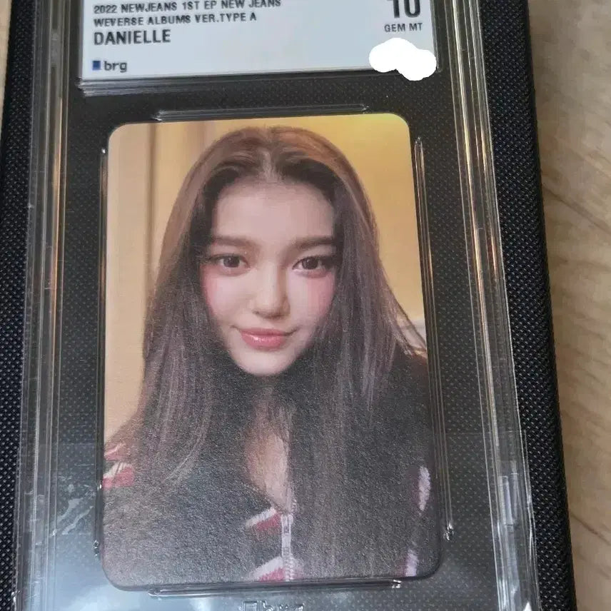 [BUNJANG] NewJeans Danielle 2022 Weverse Albums Type A Photocard / 뉴진스 다니엘 포토카드 2022 WEVERSE ALBUMS TYPE A
