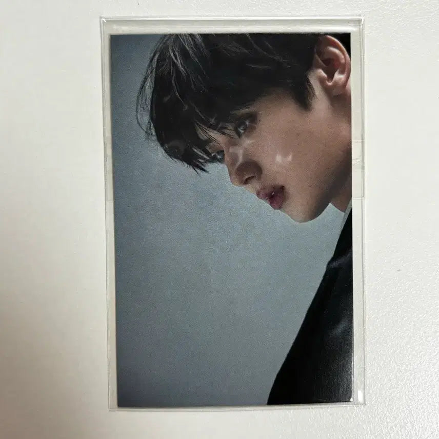 [BUNJANG] Hwang Minhyun China Magazine Wave POB Photocard / 뉴이스트 황민현 중국잡지 웨이브 특전 포카