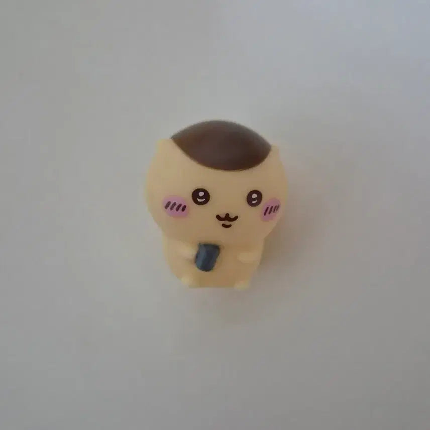 [BUNJANG] Chiikawa Creamy Manju Pukapuka Sofubi Mini Figure / 쿠리만쥬 퍼레이드 치이카와 푸카푸카 소프비 미니 피규어