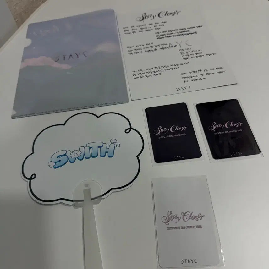 [BUNJANG] STAYC Fanclub Booth VIP Benefit Gift Bundle Set / 스테이씨 STAYC 팬콘 팬클럽 부스+ VIP BENEFIT GIFT 일괄
