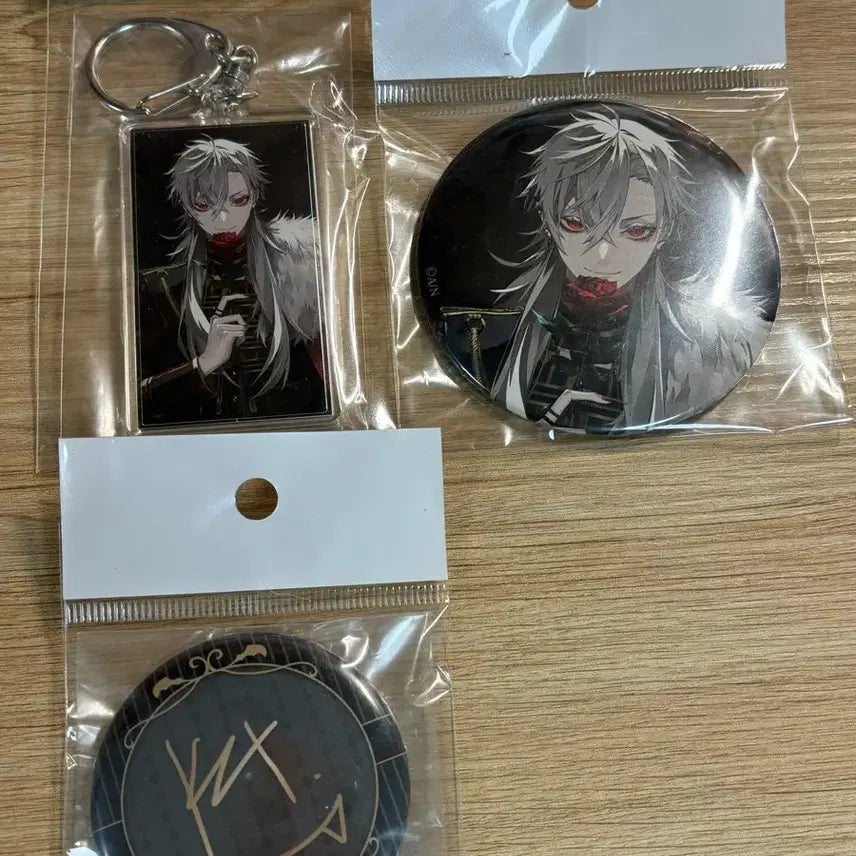[BUNJANG] 2022 Kuzuha Birthday Goods Badge &amp; Keyring Bundle Set / 2022 쿠즈하 생일굿즈 뱃지 키링 일괄