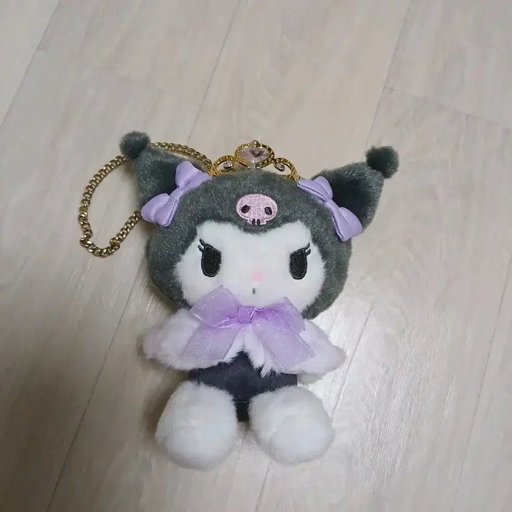 [BUNJANG] Sanrio Kuromi Tiara Mascot Charm / 산리오 설레는 티아라 마스코트 보라 쿠로미 왕관 인형 키링