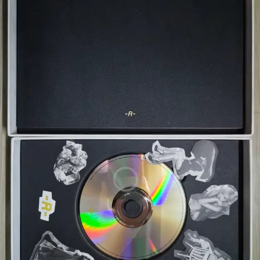 [BUNJANG] Rosé First Single Album -R- / 로제 앨범 first single album -R-