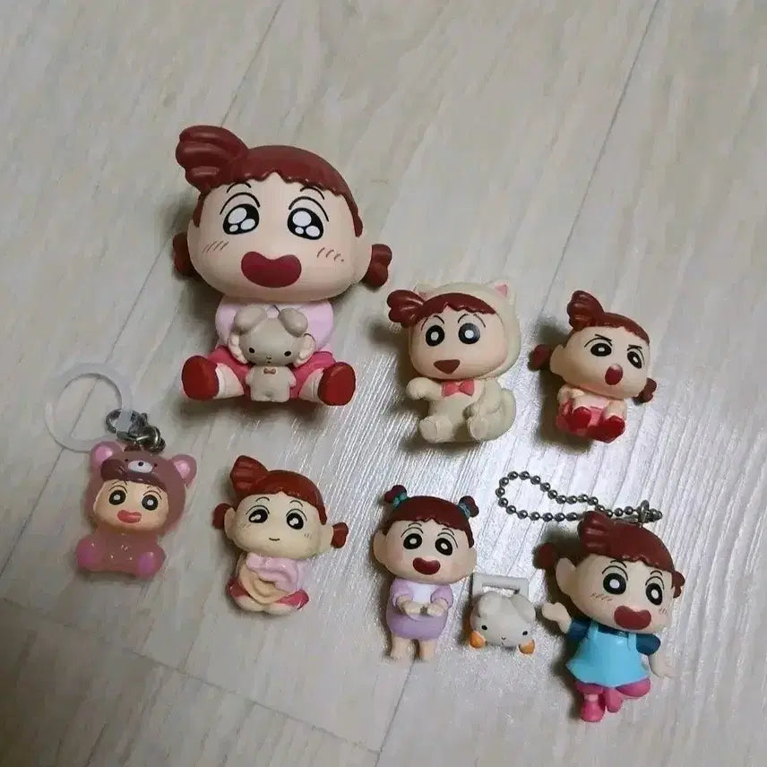 [BUNJANG] Bandai Crayon Shin-chan Gyu-Coat Mogumogu Baby Dancers Yuri Gacha Figures (Set of 7) / 반다이 짱구 규코트 모구모구 베이비 댄서즈 유리 가챠 피규어