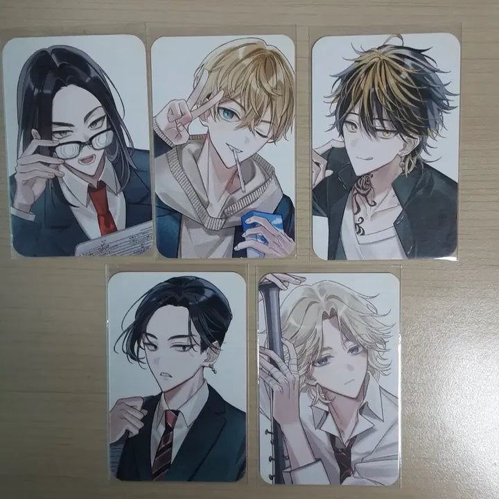[BUNJANG] Tokyo Revengers Uniform Non-Official Photocard Set (Chifuyu, Kazutora) / 도리벤 교복 비공굿 포카 바지 치후유 카즈토라