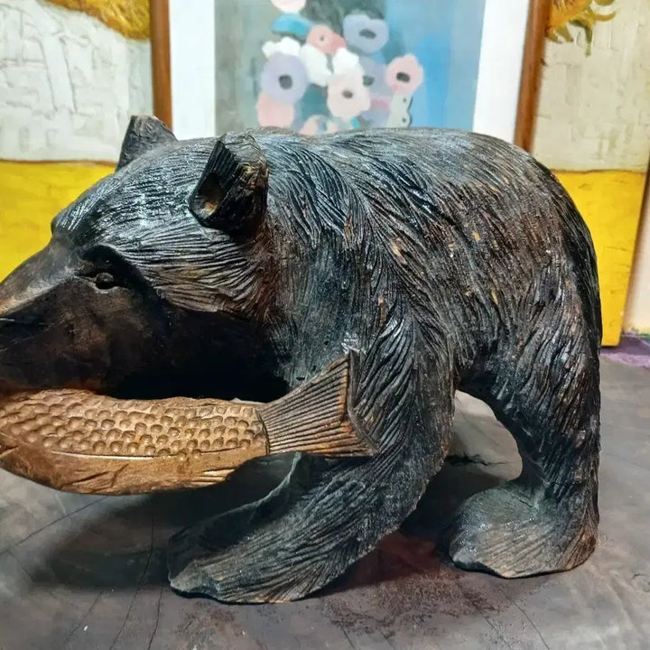 [BUNJANG] Hand-Carved Wooden Bear Sculpture with Fish / 곰 조각 물고기 포함