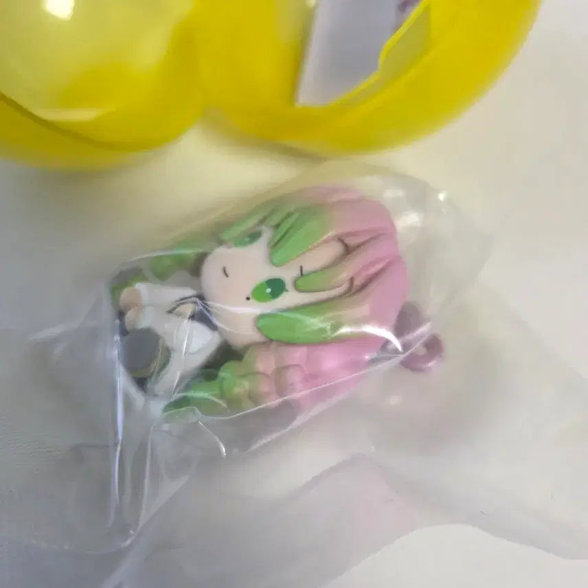 [BUNJANG] Demon Slayer Mitsuri Kanroji Spring-Loaded Gacha Figure / 귀칼 태엽가챠 미츠리