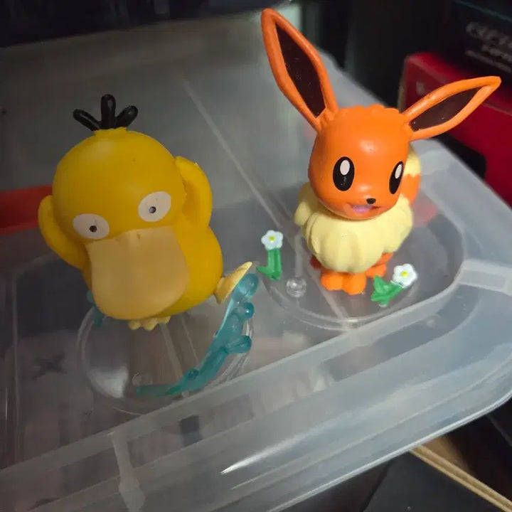 [BUNJANG] Pokemon Psyduck &amp; Eevee Figures Bundle Set / 포켓몬스터 고라파덕 이브이 피규어