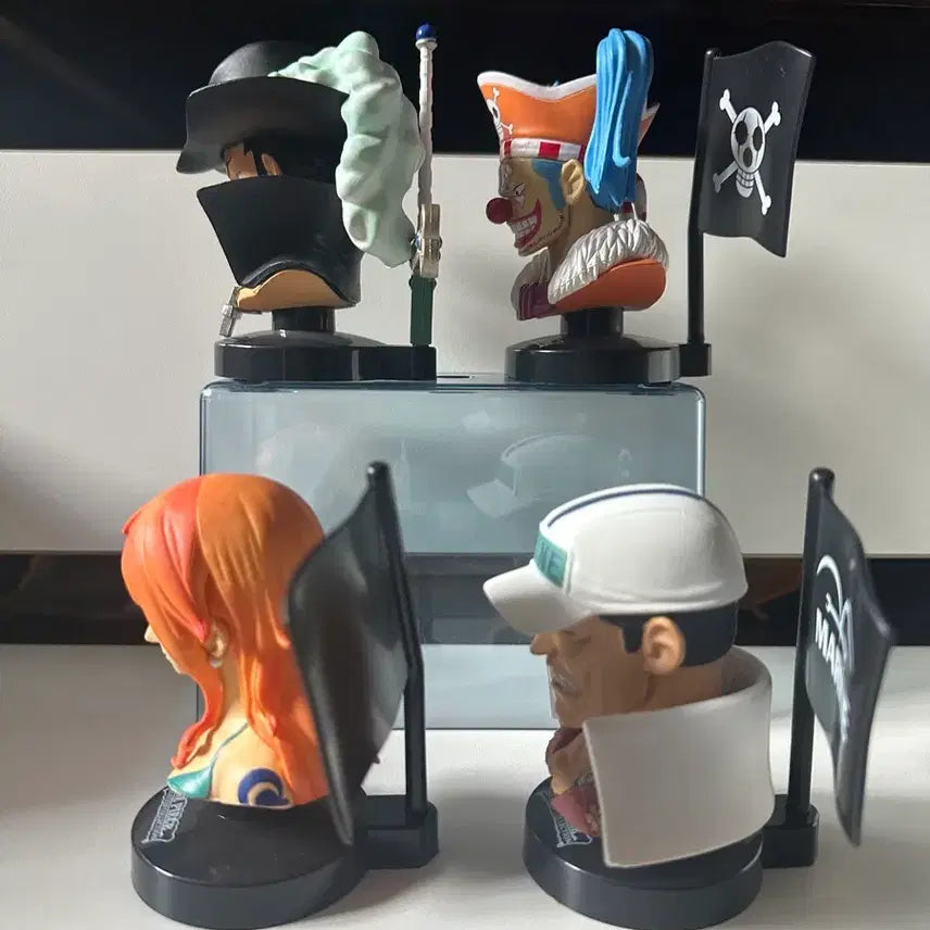 [BUNJANG] Bandai One Piece Bust Figures Set of 4 / 반다이 원피스 캐릭터 흉상피규어 4종 일괄판매합니다.