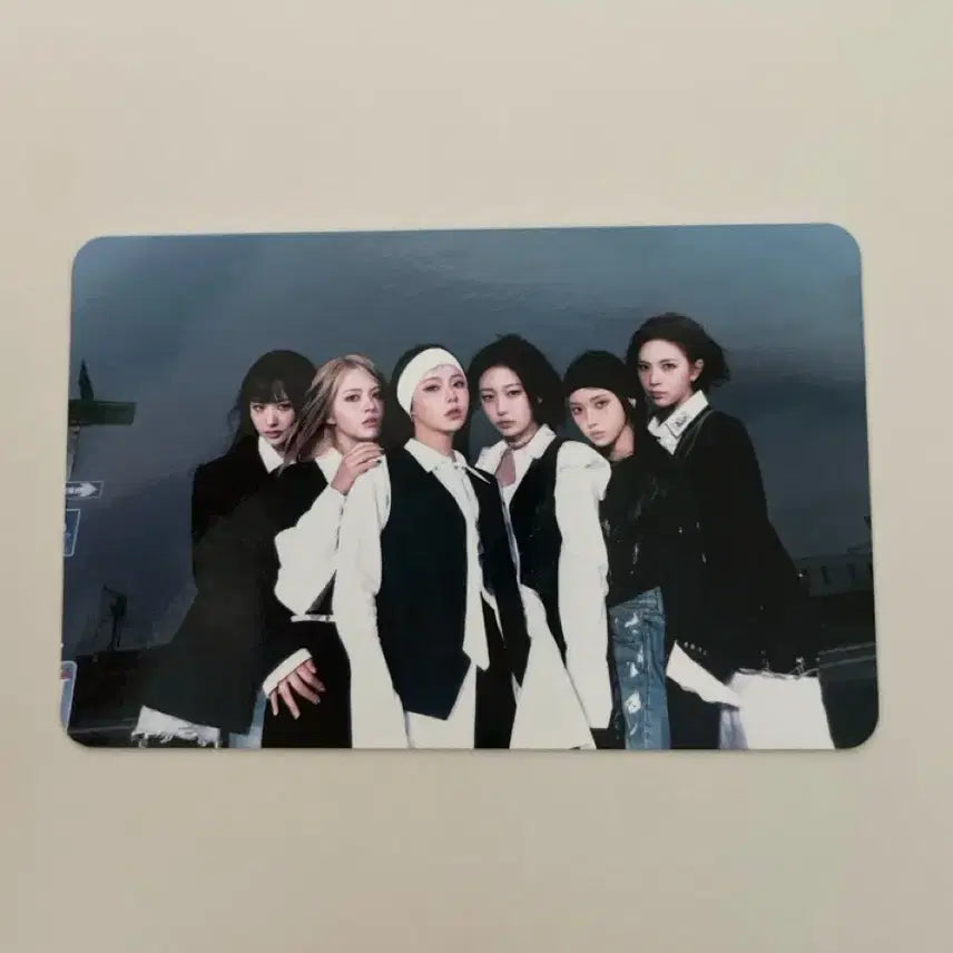 [BUNJANG] NMIXX Fe304 BREAK Group Photocard / 엔믹스 단체 Fe304 BREAK 포카