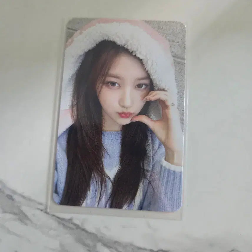 [BUNJANG] IVE Wonyoung Mine Makestar Rabbit Blanket Photocard / 아이브 마인 메이크스타 토끼담요 이서