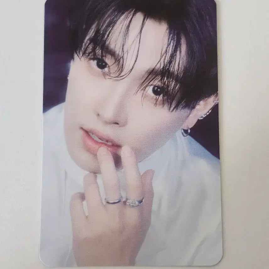 [BUNJANG] ATEEZ Hongjoong Aniteez in Dejavu Popup Photocard / 에이티즈 홍중 사운드웨이브 Aniteez in Dejavu 애니티즈 팝업 포카 트레카