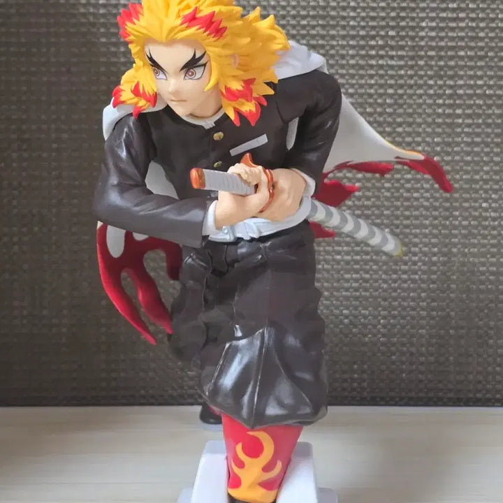 [BUNJANG] Demon Slayer Kyojuro Rengoku Maximatic Figure / 귀멸의칼날 렌고쿠 맥시매틱 피규어