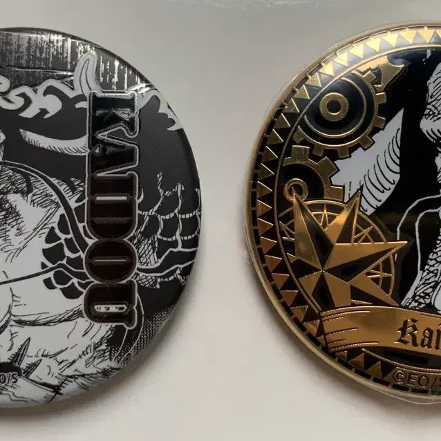 [BUNJANG] One Piece Jump Shop KAI DOH GOL D. Roger Original Art Can Badge / 원피스 점프샵 원화 카이도우 골든 캔뱃지 굿즈