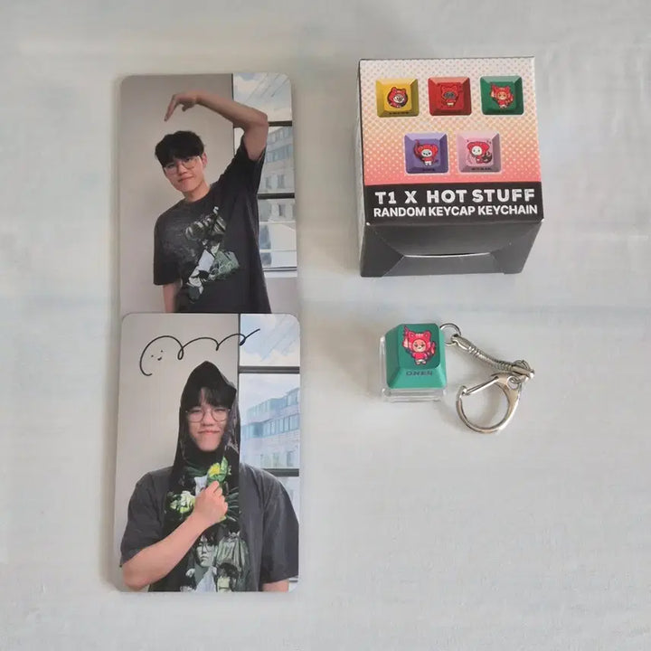 [BUNJANG] T1 Home Ground Hotstuff Collaboration Keycap Owner + Photocard Bundle Set / 티원 홈그라운드 핫스터프 키캡 오너 + 포카 양도판매