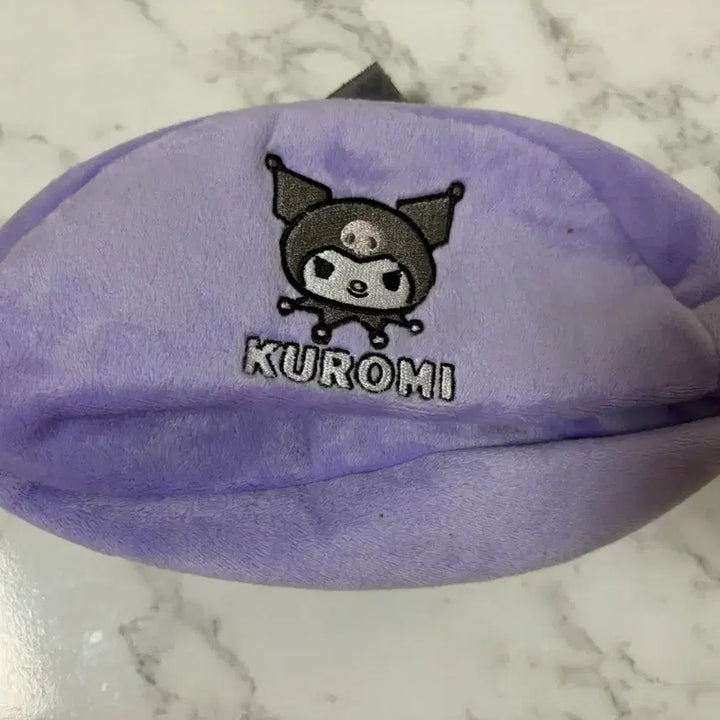 [BUNJANG] Sanrio Kuromi Butt Pouch / 산리오 쿠로미 엉덩이 파우치 판매
