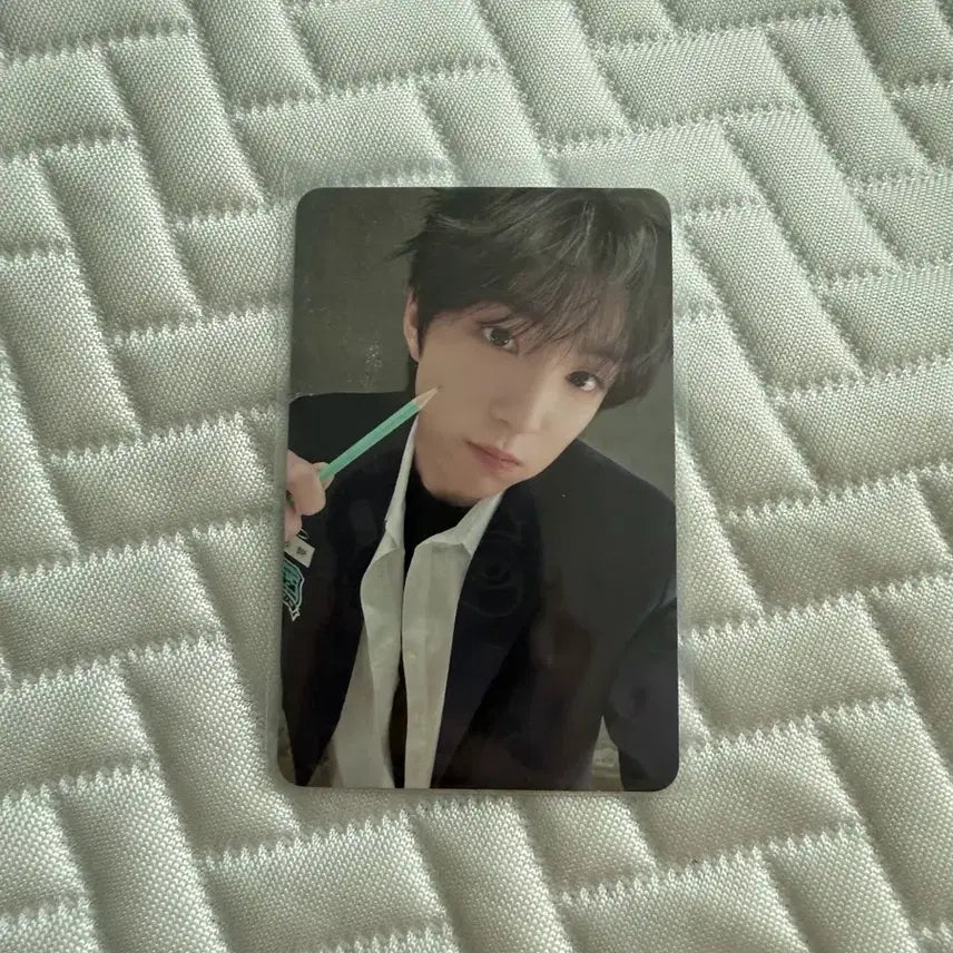 [BUNJANG] ID:EARTH Baek Jun Hyeok Withit-Zone Welcome Booth Photocard / 아이딧 백준혁 위딧존 웰컴부스 포카 양도
