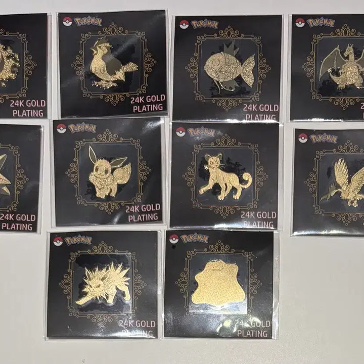 [BUNJANG] Pokemon 24K Gold Plated Badge Set (10 Types) / 포켓몬 24K 금도금 뱃지 10종 일괄 리자몽 이브이